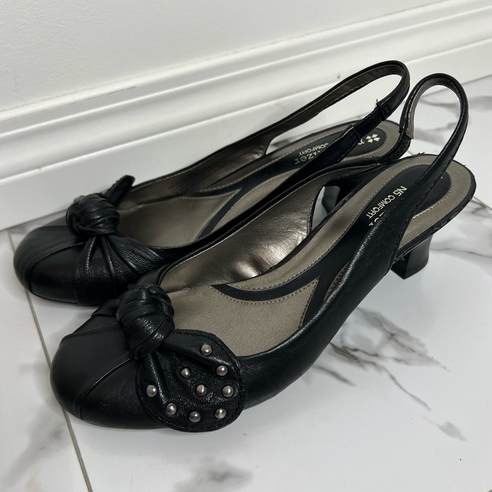 Naturalizer Leather Slingback Heels size 9
